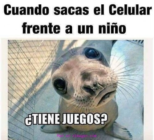 CUANDO-TU-HERMANO-QUIERE-TU-CELULAR.jpg