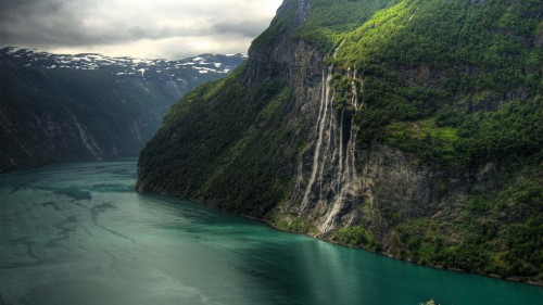 seven-sisters-waterfall-norway.jpg