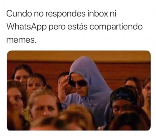cuando-andas-compartiendo-memes.jpg