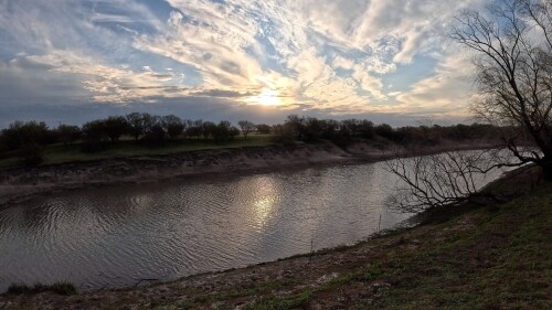 Pescando-bagres-y-cocinando-en-el-Arroyo-Santa-Rosa-Entre-Rios-43.jpg