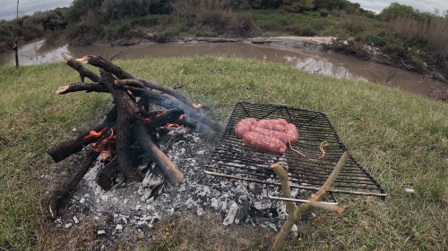 Pescando y cocinando en el Rio Gualeguaychu (Ruta 39) 🔥 40