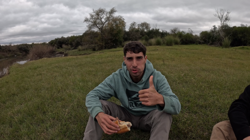 Pescando-y-cocinando-en-el-Rio-Gualeguaychu-Ruta-39--43.png