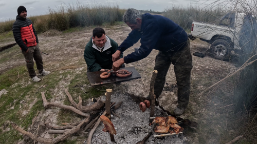 Pesca-y-Carne-Asada-en-el-Rio-Gualeguay-La-Picada-de-Segovia-29.png