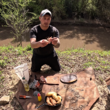 pesca-y-cocina-de-alitas-de-pollo-en-arroyo-el-marmol-22